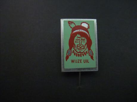 Wijze UIl Indiaan ( groen -rood)